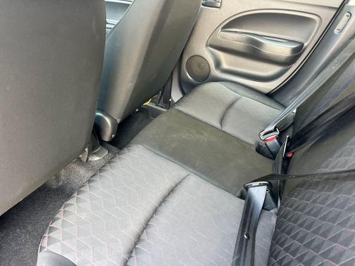2021 Mitsubishi Mirage ES