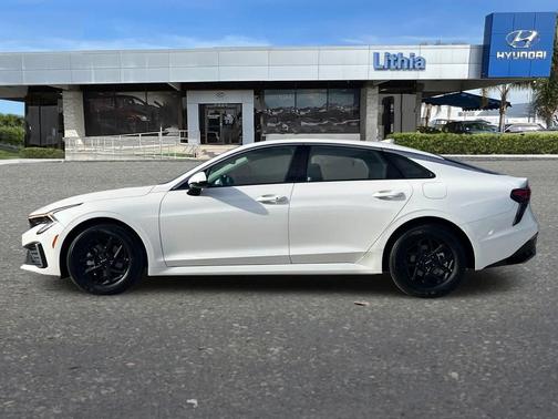 Snow White Pearl 2026 Kia K5 LXS