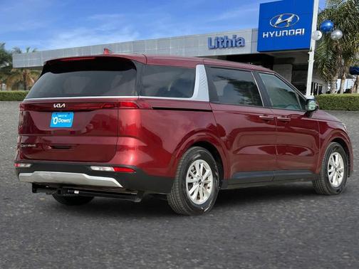 2022 Kia Carnival LXS