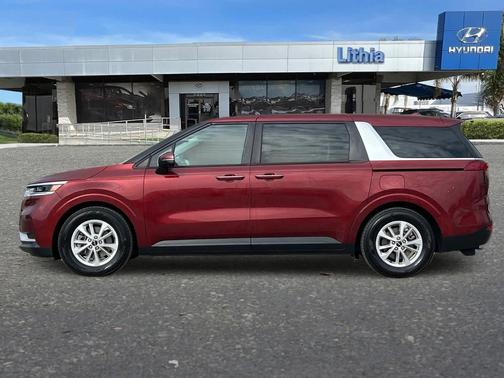 2022 Kia Carnival LXS