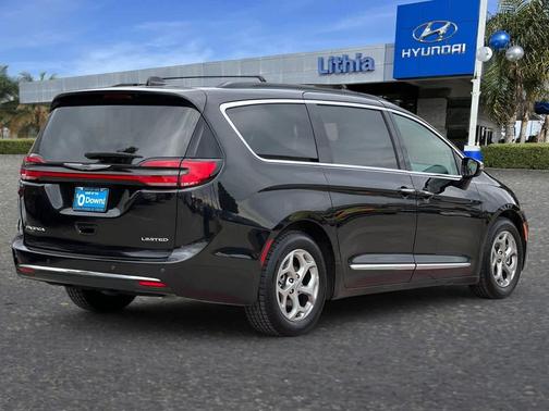 2023 Chrysler Pacifica Limited