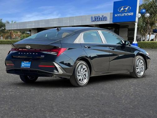 2026 Hyundai ELANTRA HEV Blue