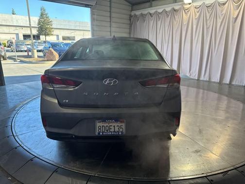 2018 Hyundai SONATA SE