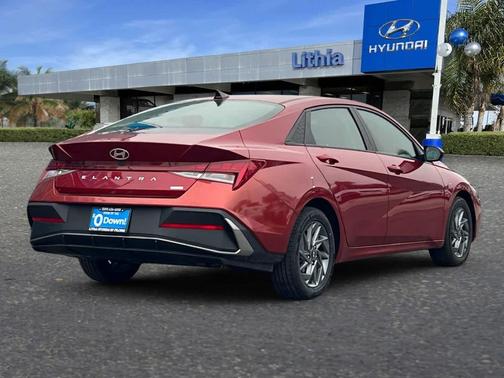 2024 Hyundai ELANTRA HEV Blue