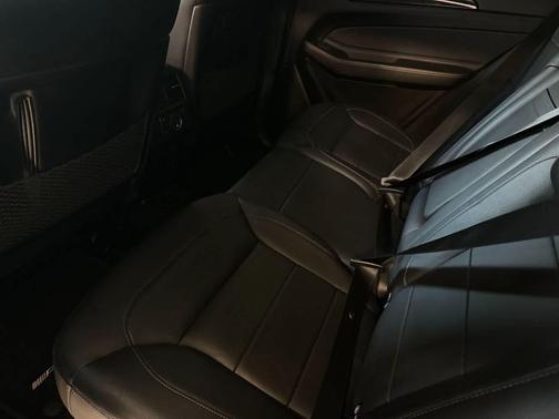 Obsidian Black Metallic 2018 Mercedes-Benz AMG GLE 43 Base 4MATIC