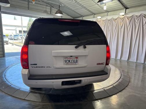 2012 GMC Yukon XL 1500 SLT