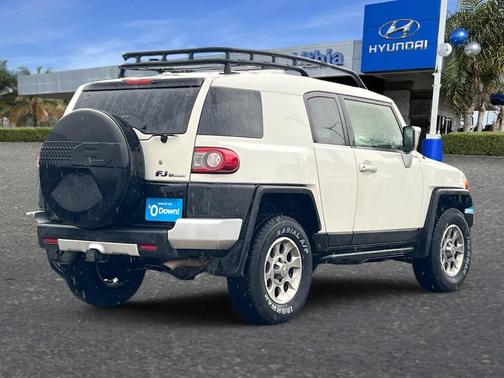 2013 Toyota FJ Cruiser Base