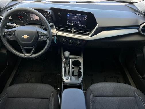 Summit White 2024 Chevrolet Trax LS