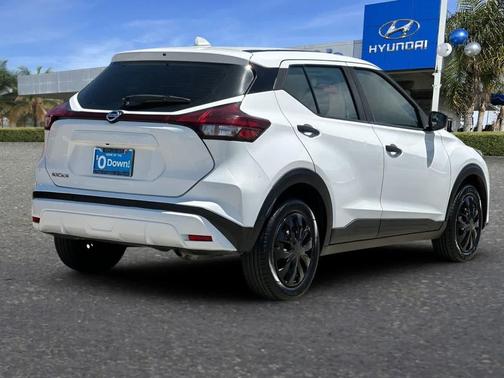 Fresh Powder 2023 Nissan Kicks S