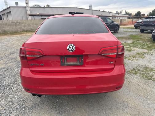 2015 Volkswagen Jetta 1.8T SE