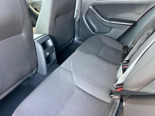 2015 Volkswagen Jetta 1.8T SE