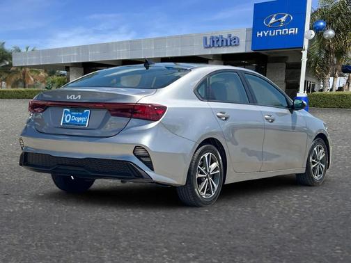 Steel Gray 2023 Kia Forte LXS