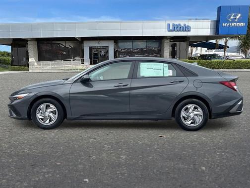 Amazon Gray 2025 Hyundai ELANTRA SE