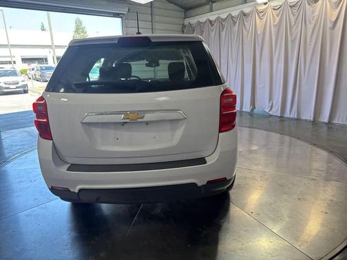 Summit White 2016 Chevrolet Equinox LS