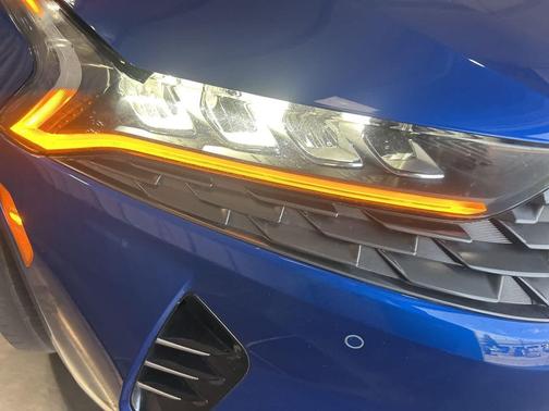 2024 Kia K5 EX