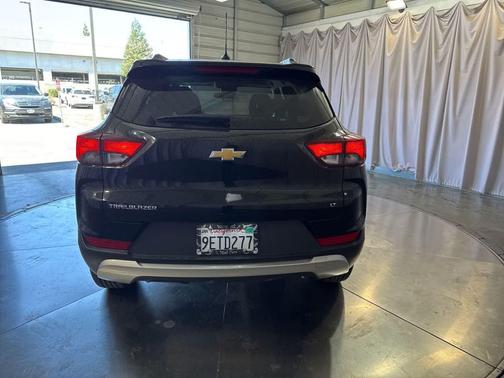 Mosaic Black Metallic 2023 Chevrolet Trailblazer LT