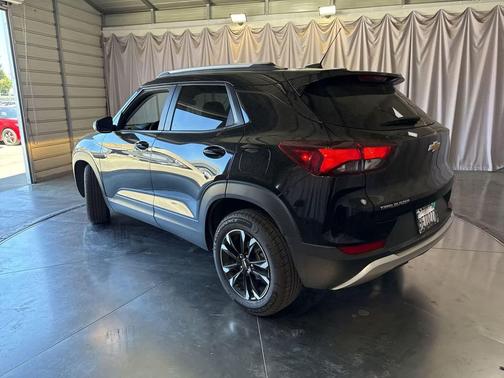 Mosaic Black Metallic 2023 Chevrolet Trailblazer LT