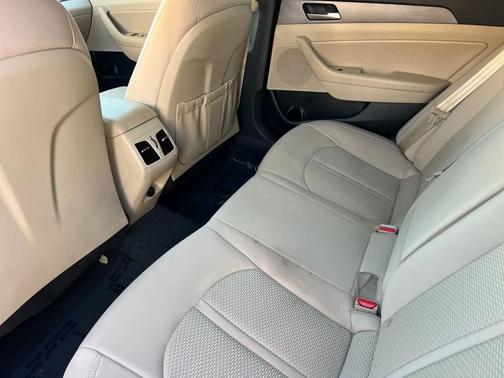 2019 Hyundai SONATA SEL