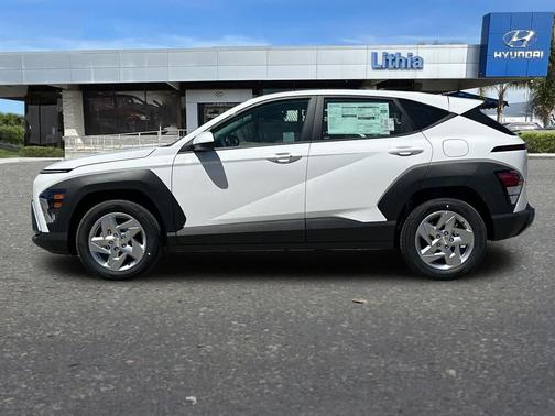 Atlas White 2026 Hyundai KONA SE
