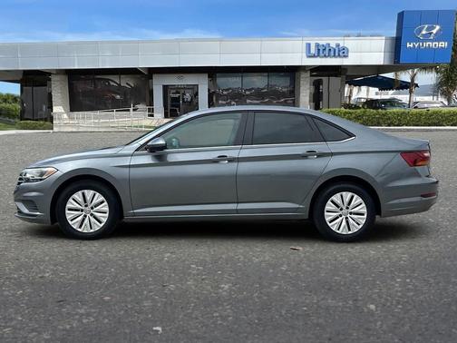 Platinum Gray Metallic 2019 Volkswagen Jetta 1.4T S