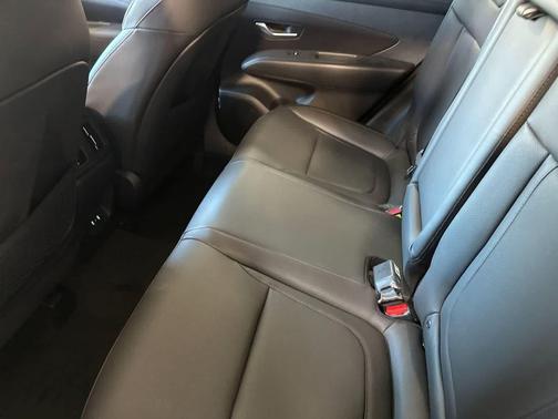 Creamy White Pearl 2026 Hyundai TUCSON Hybrid SEL Convenience