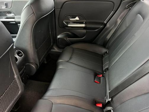 Mountain Grey Metallic 2023 Mercedes-Benz GLA 250 Base