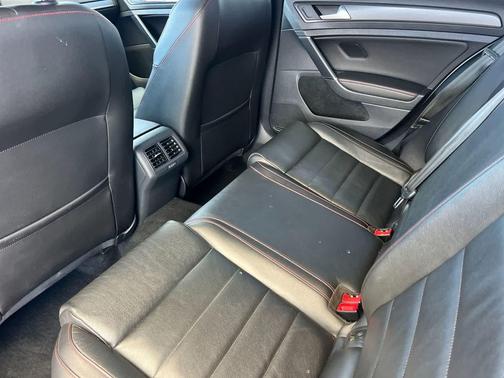 White 2019 Volkswagen Golf GTI 2.0T S 4-Door