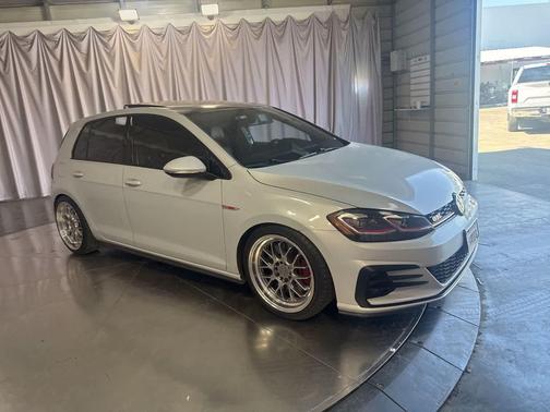 2019 Volkswagen Golf GTI 2.0T S 4-Door