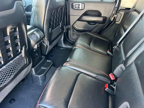 Black Clearcoat 2021 Jeep Wrangler Unlimited Rubicon