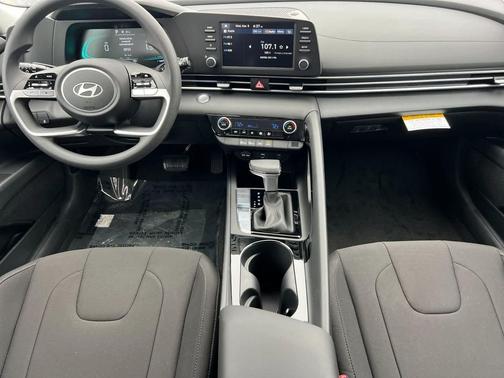 2025 Hyundai ELANTRA HEV Blue