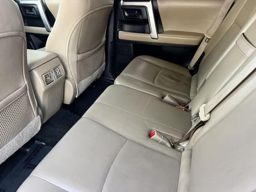 2011 Toyota 4Runner SR5