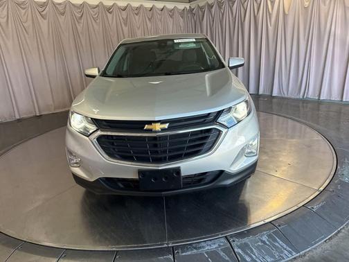 Silver Ice Metallic 2021 Chevrolet Equinox 1LT
