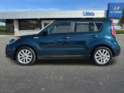 2017 Kia Soul +