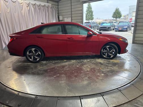 2023 Hyundai ELANTRA HEV Limited