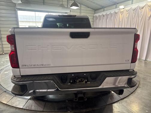 Summit White 2024 Chevrolet Silverado 2500 LT