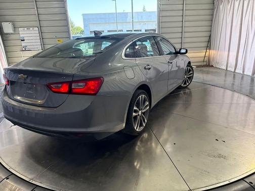 Sterling Gray Metallic 2023 Chevrolet Malibu LT