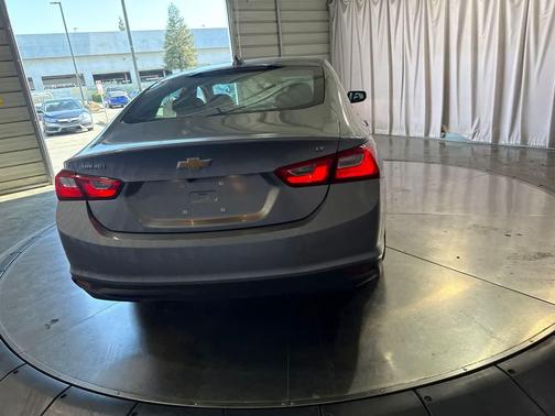 Sterling Gray Metallic 2023 Chevrolet Malibu LT