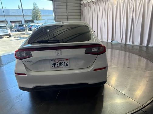 Platinum White Pearl 2024 Honda Civic LX