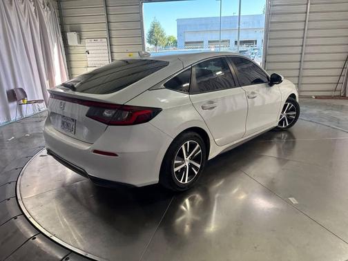 Platinum White Pearl 2024 Honda Civic LX