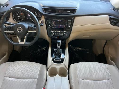 Caspian Blue Metallic 2019 Nissan Rogue SV