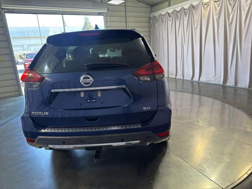 Caspian Blue Metallic 2019 Nissan Rogue SV
