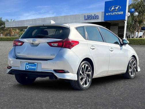 2017 Toyota Corolla iM Base