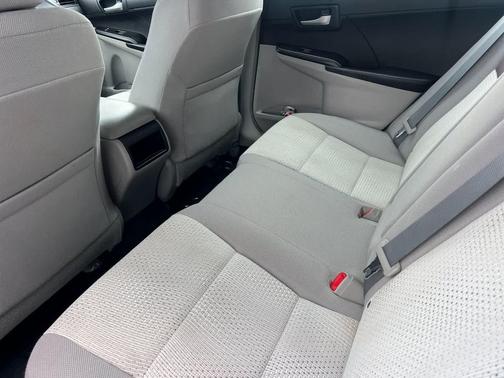 Super White 2012 Toyota Camry LE