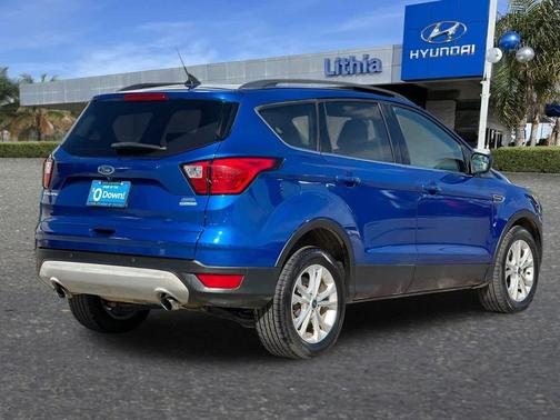 2019 Ford Escape SEL