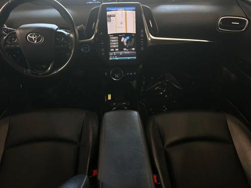 Magnetic Gray Metallic 2022 Toyota Prius Prime XLE