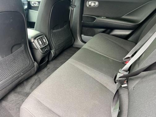 2024 Hyundai IONIQ 6 SE