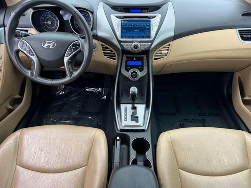 2013 Hyundai ELANTRA Limited