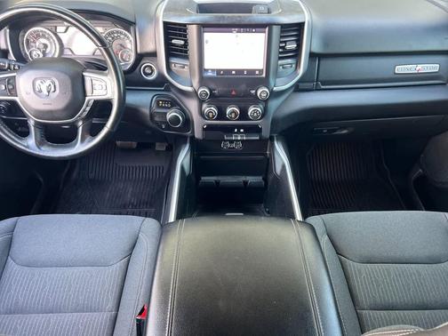 Bright White Clearcoat 2022 RAM 1500 Lone Star