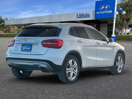 2016 Mercedes-Benz GLA-Class 4MATIC