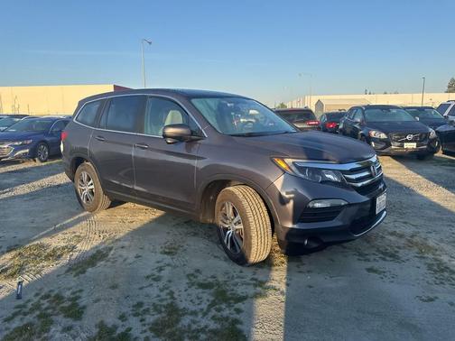 2017 Honda Pilot EX
